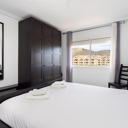 Black And White Apartment Free Wifi Los Cristianos  Kültér fotó