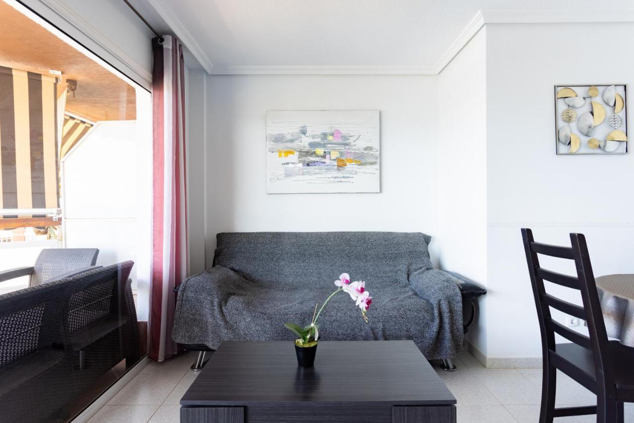 Black And White Apartment Free Wifi Los Cristianos  Kültér fotó
