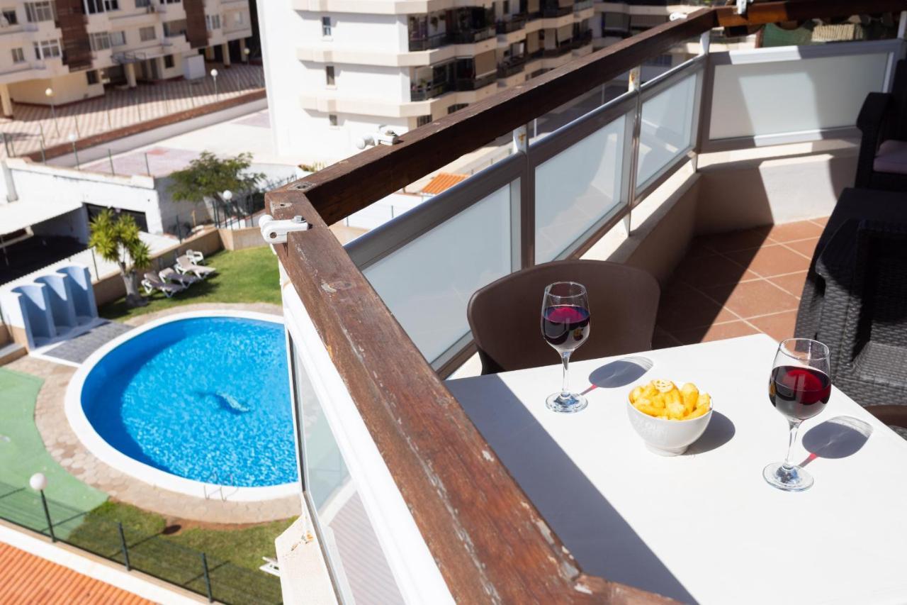 Black And White Apartment Free Wifi Los Cristianos  Kültér fotó